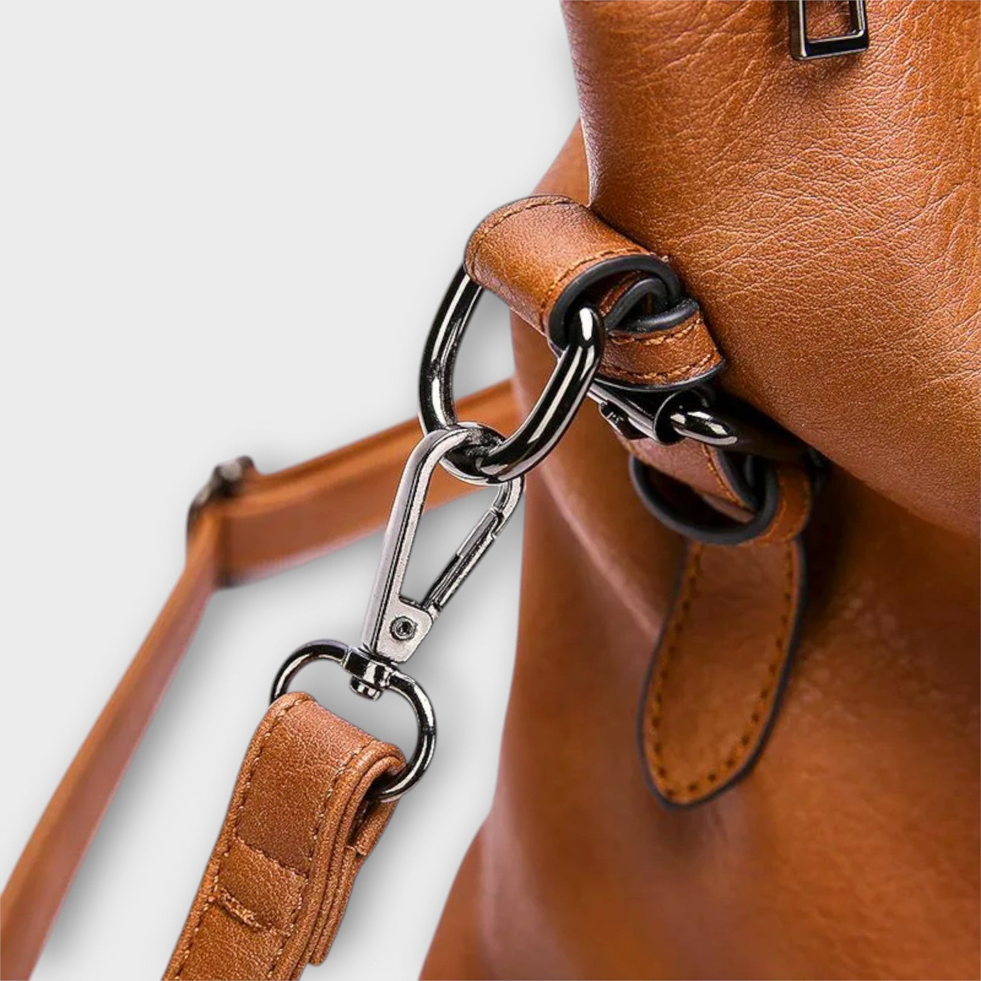 Momount Women Handbag