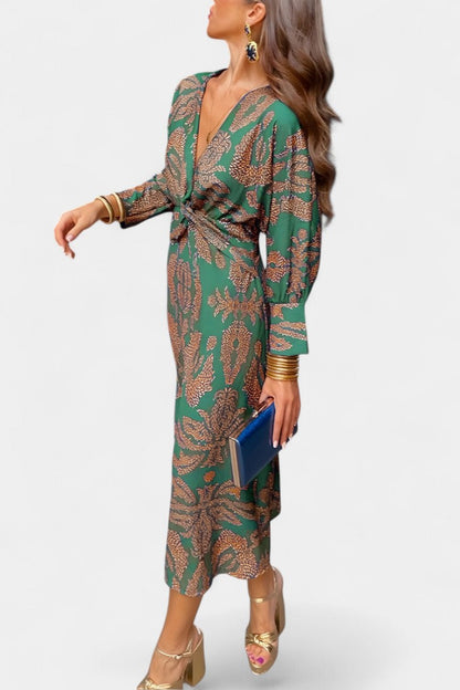 Esteliana | Vestido Midi Cruzado con Escote en V y Estampado Cachemira Elegante