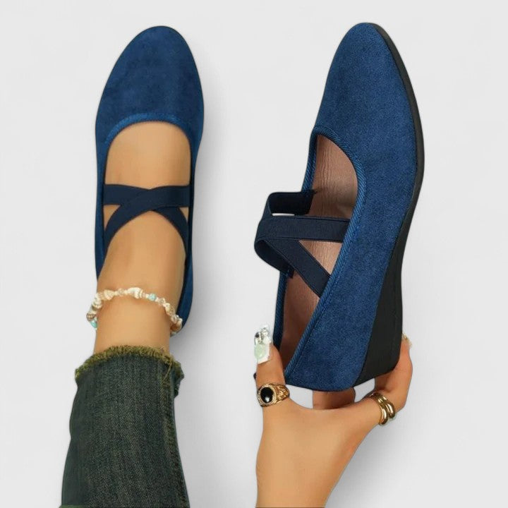 Ballerines femme Momount – suédine croisée bride bout rond élastique cheville