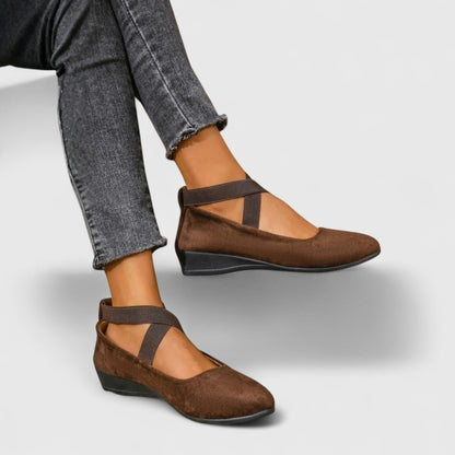 Ballerines femme Momount – suédine croisée bride bout rond élastique cheville