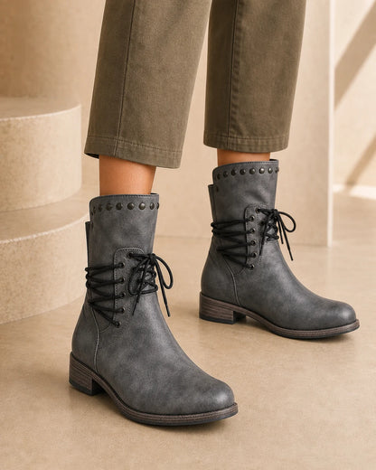 Lace-Up Western Ankle Boots, grey hero. — maja-grey-08-variant-hero.webp