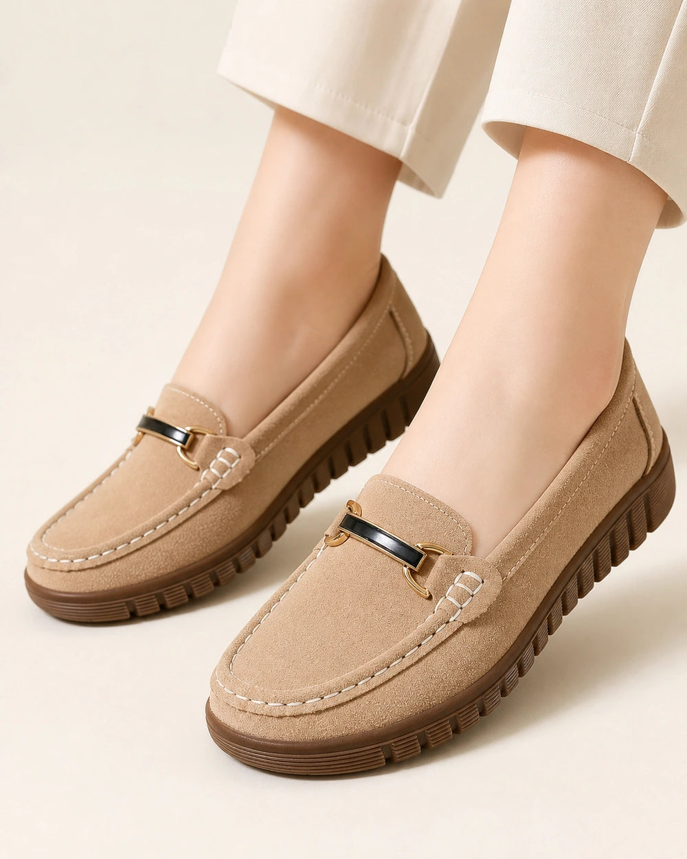 Mocassins femme beiges à semelle chunky et mors — image du produit 1
