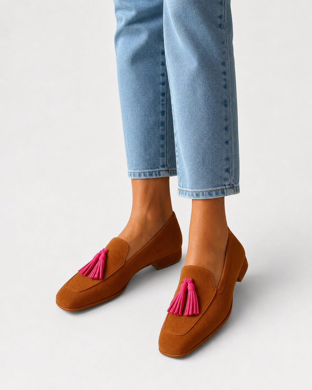 Mocassins femme cognac à pampilles roses — image du produit 2