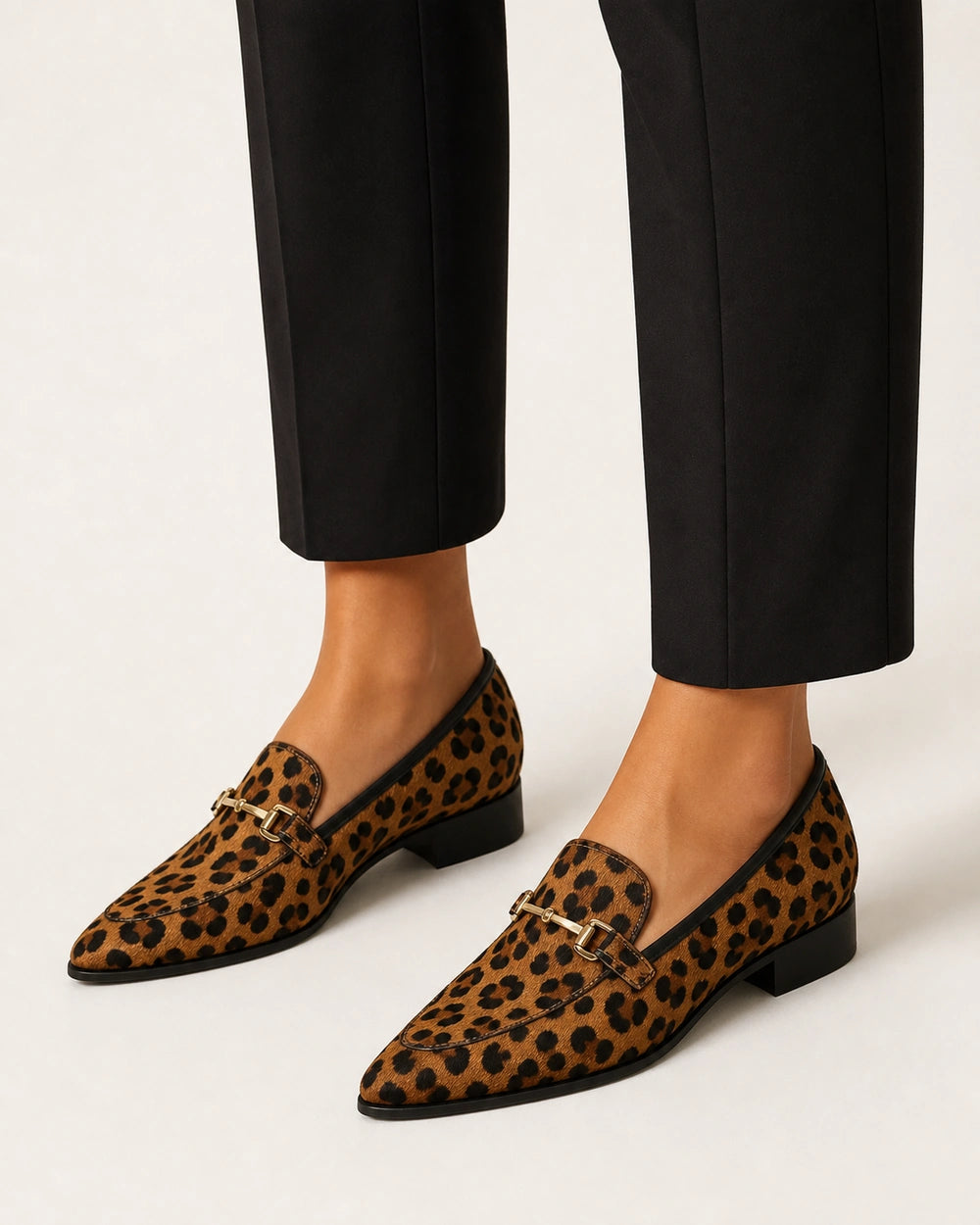 Mocassins femme léopard pointus à mors — image du produit 2