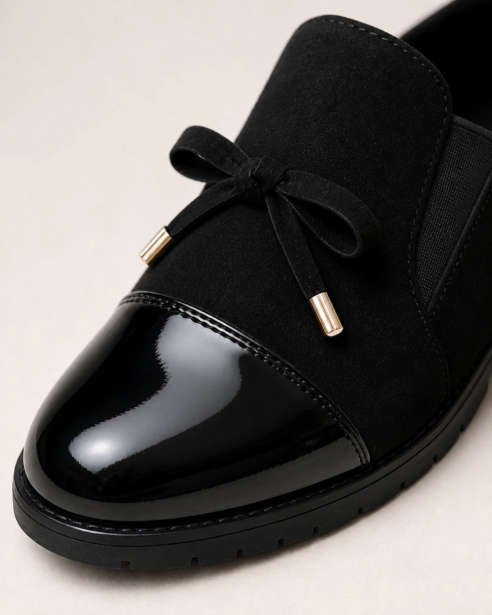 Mocassins femme noirs à bout verni et nœud — image du produit 6