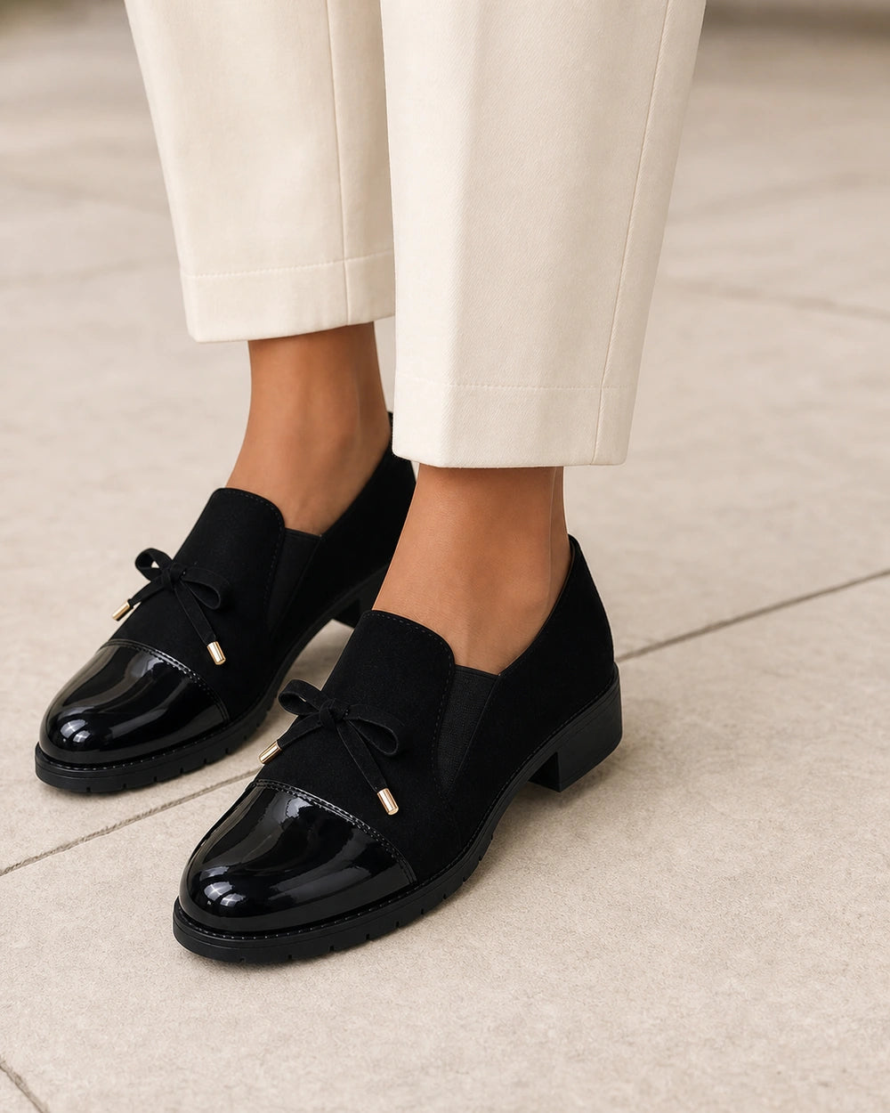 Mocassins femme noirs à bout verni et nœud — image du produit 7