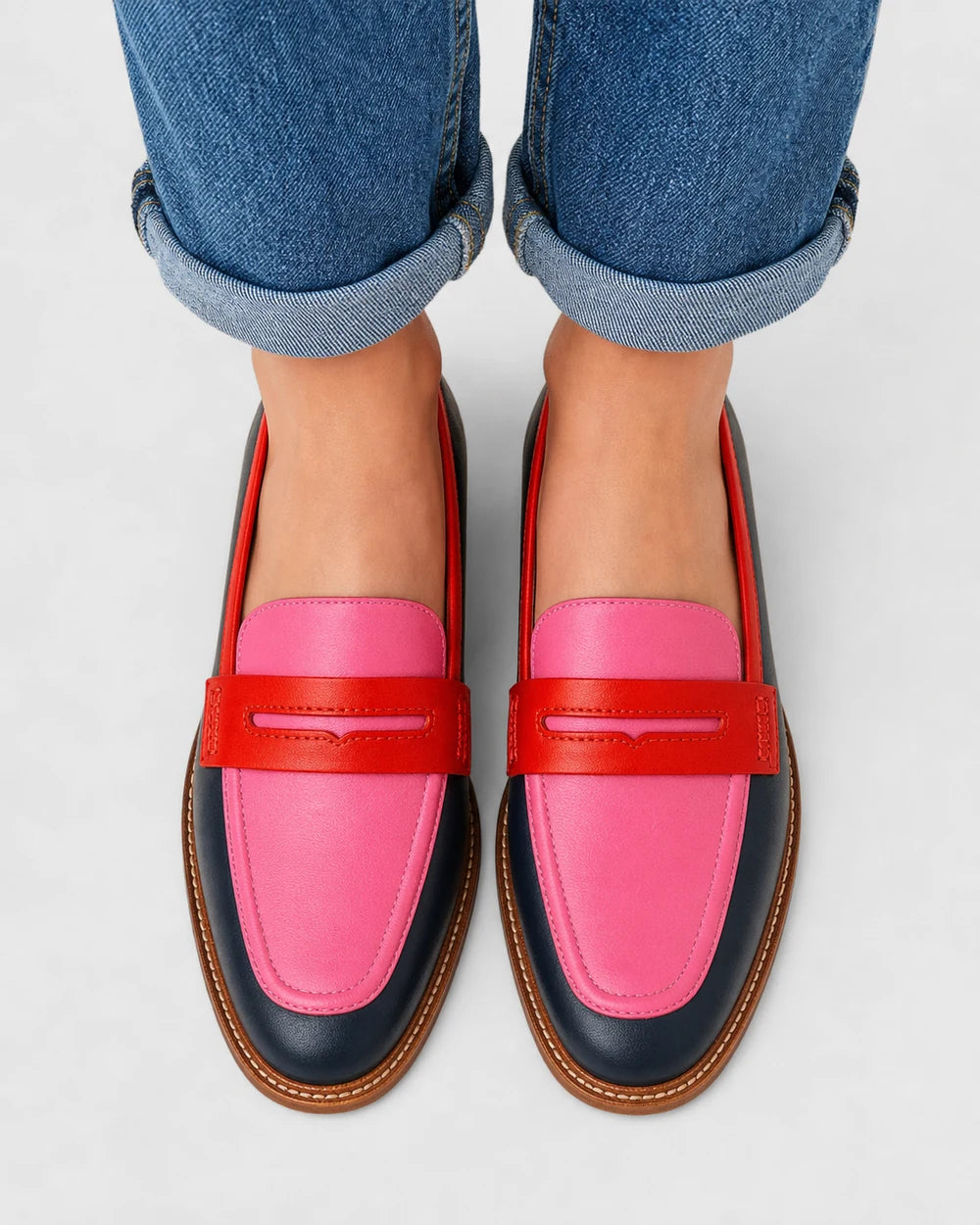Mocassins femme noirs et roses à bride penny — image du produit 5