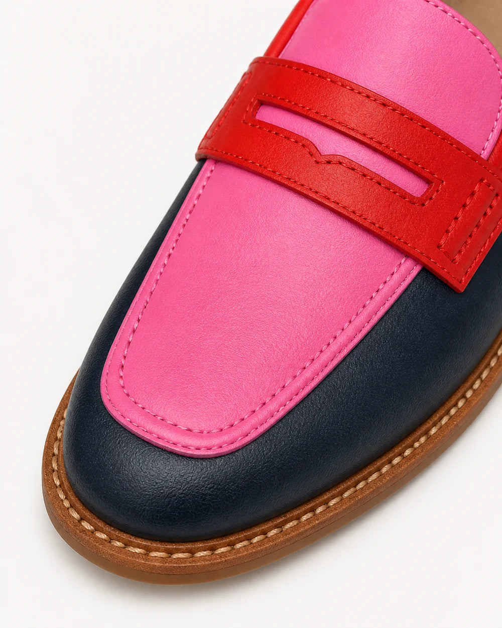 Mocassins femme noirs et roses à bride penny — image du produit 6