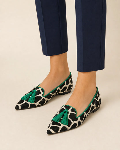 Mocassins femme vache pointus à pampilles vertes — image du produit 2
