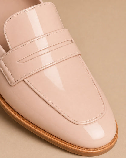 Mocassins femme rose poudré vernis à petit talon — image du produit 6
