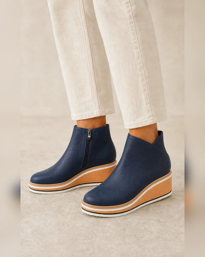 Casual Leather Ankle Boots, blue hero. — olga-blue-07-variant-hero.webp