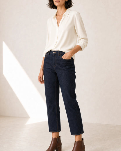 Women's American-style chunky-heel ankle boots, second styling view.